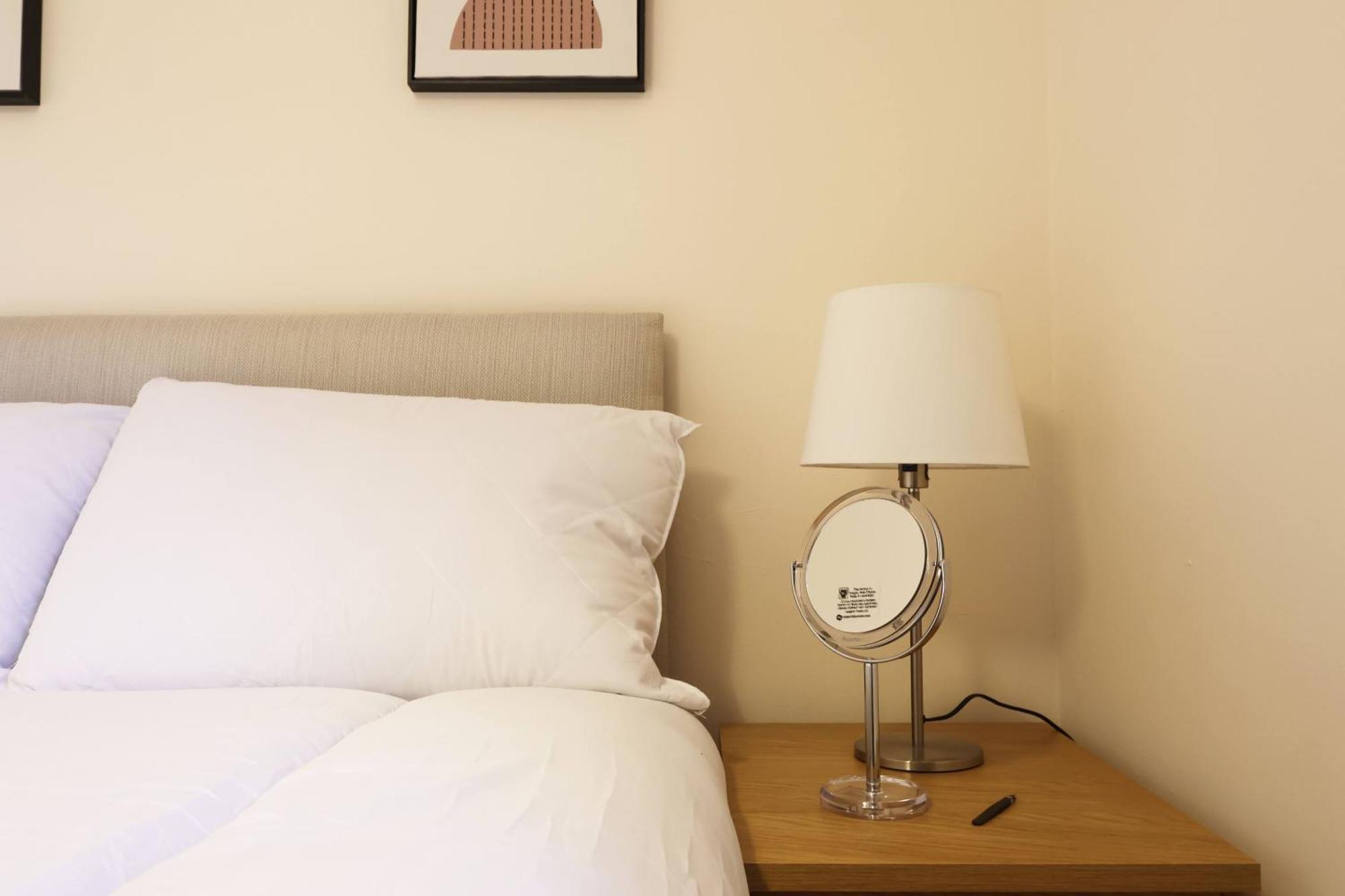 Dom wakacyjny Sherbourne House - Modern 2 Bed Close To Parkway Station And Uwe Bristol