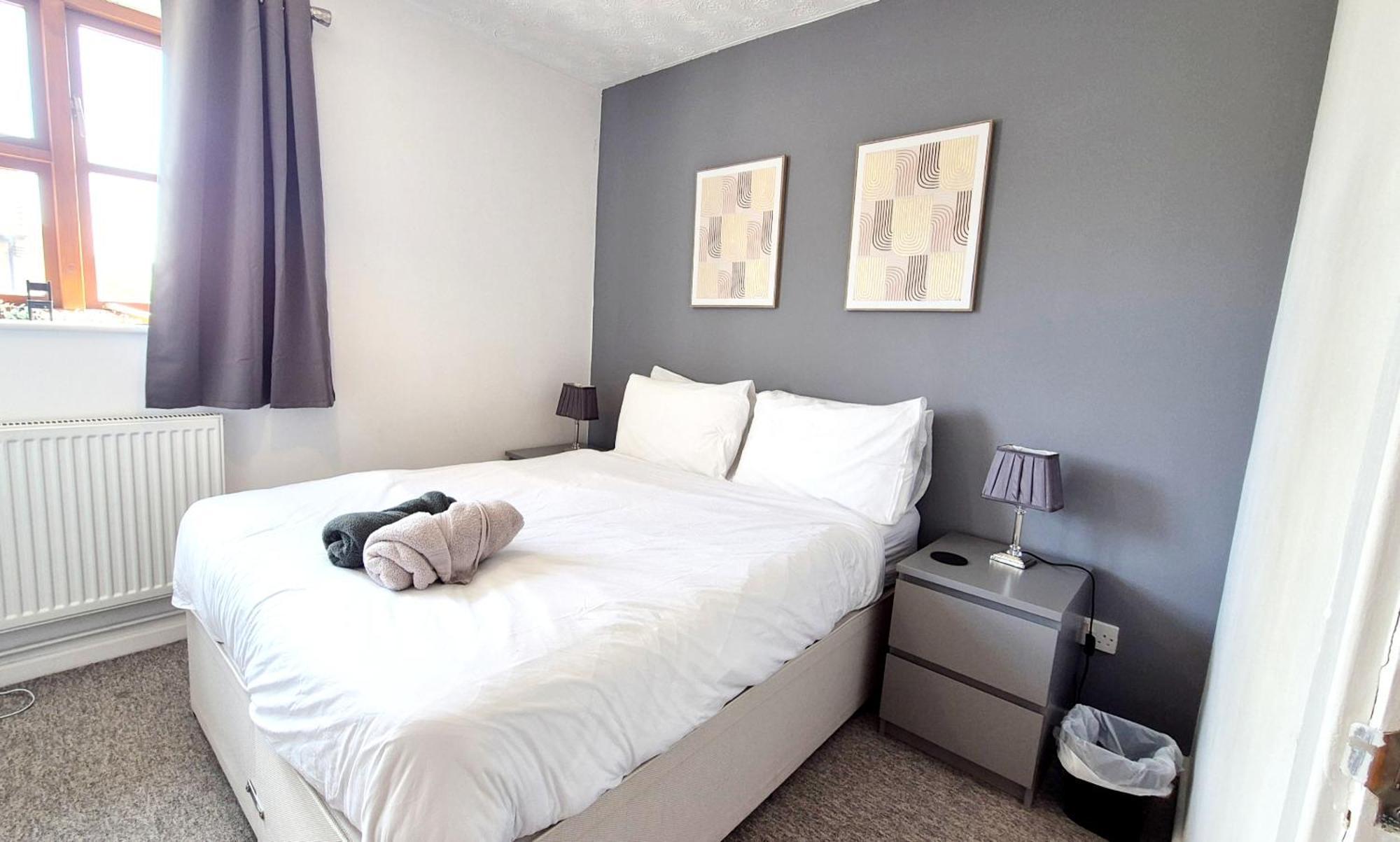 Sherbourne House - Modern 2 Bed Close To Parkway Station And Uwe